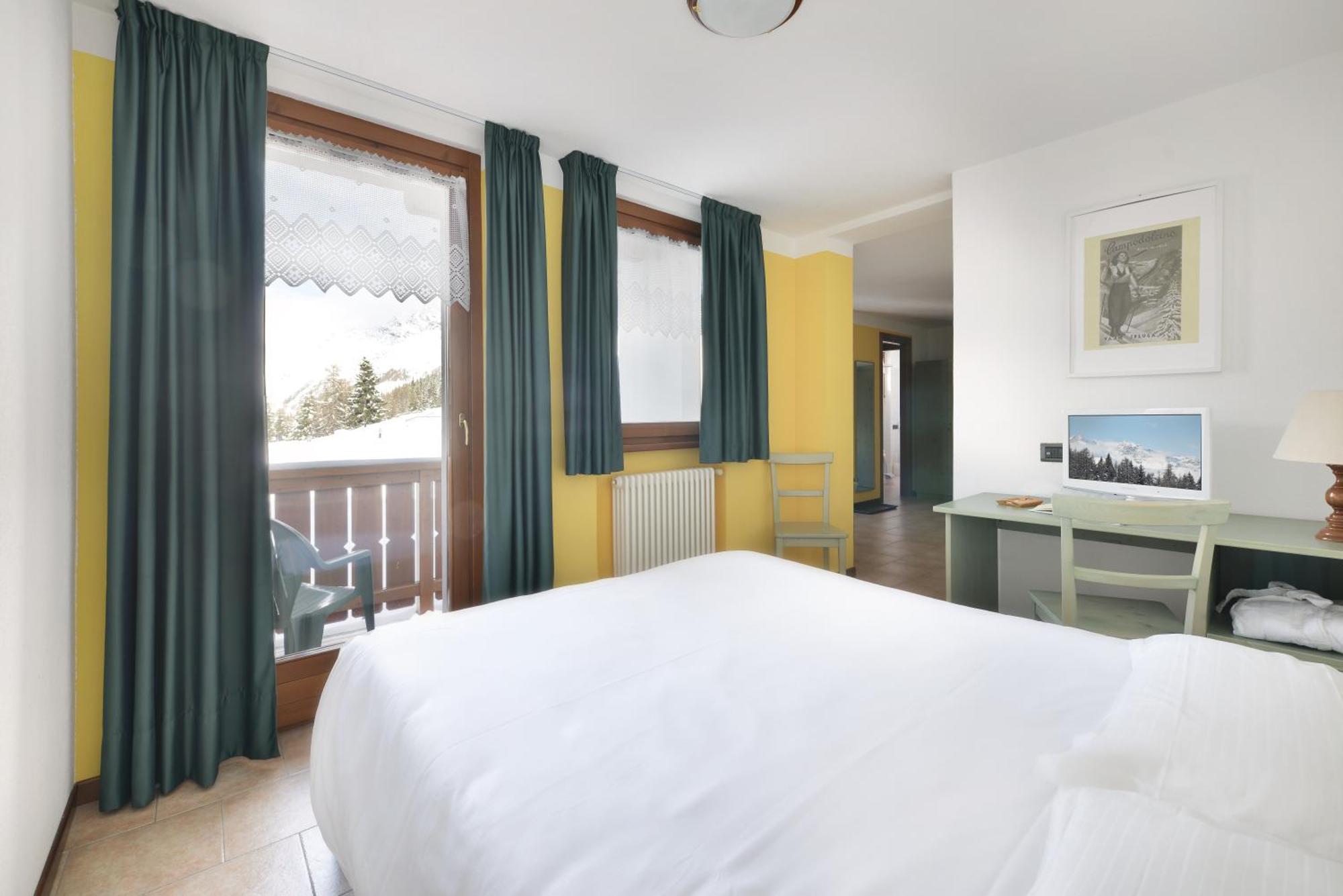 Hotel Tambo Камподольчино Экстерьер фото